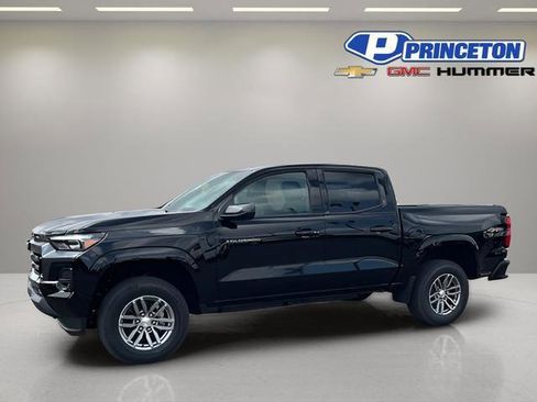 New 2026 Chevrolet Colorado LT w/ LT Convenience Package AWD/4WD image 4