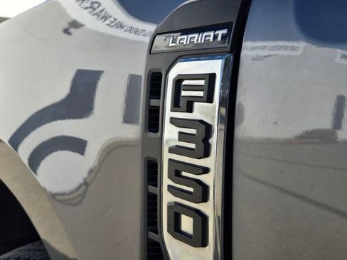 Used 2023 Ford F350 Lariat w/ Tow Technology Package image 6