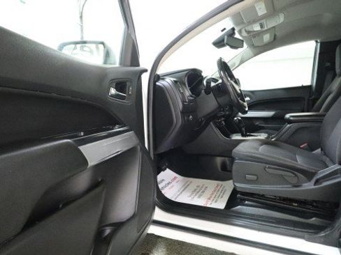 Used 2021 Chevrolet Colorado LT w/ Fleet Safety Package RWD image 9
