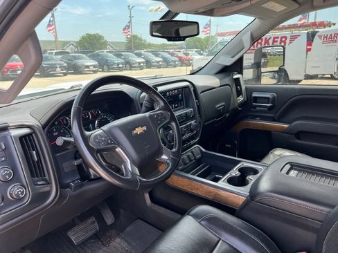 Used 2018 Chevrolet Silverado 2500 LTZ w/ Custom Sport Edition AWD/4WD image 21