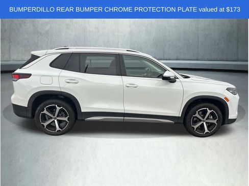 Used 2025 Volkswagen Tiguan SE w/ Panoramic Sunroof Package image 8