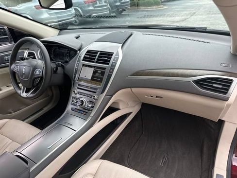 Used 2017 Lincoln MKZ Reserve FWD image 36