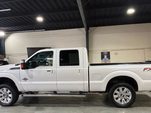 Used 2016 Ford F250 Lariat w/ Lariat Ultimate Package AWD/4WD image 7