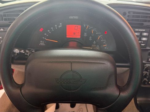 Used 1996 Chevrolet Corvette Convertible RWD image 54