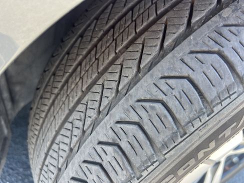 Used 2024 Mercedes-Benz C 300 4MATIC Sedan w/ Exclusive Trim Package image 12