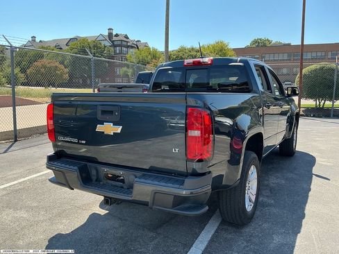 Used 2020 Chevrolet Colorado LT w/ LT Convenience Package RWD image 4
