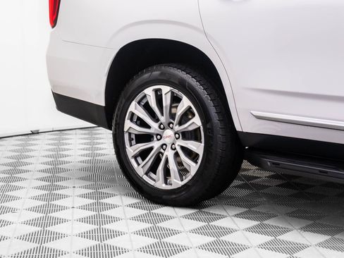 Used 2021 GMC Yukon Denali image 40