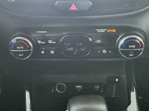 Used 2024 Kia Soul EX FWD image 16