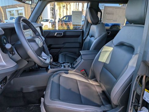 New 2025 Ford Bronco Outer Banks image 22