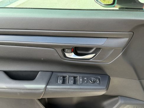 Used 2023 Honda CR-V LX image 14