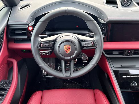 Used 2024 Porsche Macan 4 Electric image 16