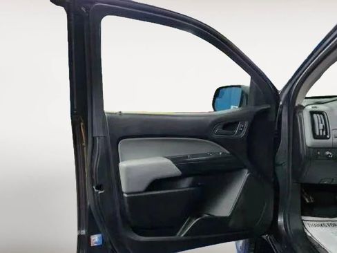 Used 2016 Chevrolet Colorado W/T w/ WT Convenience Package image 7