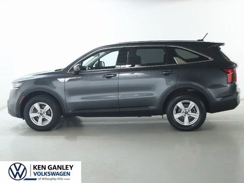 Used 2022 Kia Sorento LX AWD/4WD image 66