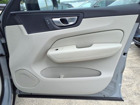 Certified 2024 Volvo XC60 B5 Plus w/ Protection Package Premier AWD/4WD image 13