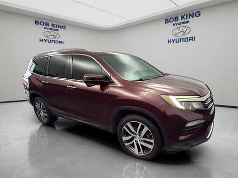 Used 2016 Honda Pilot Touring image 7