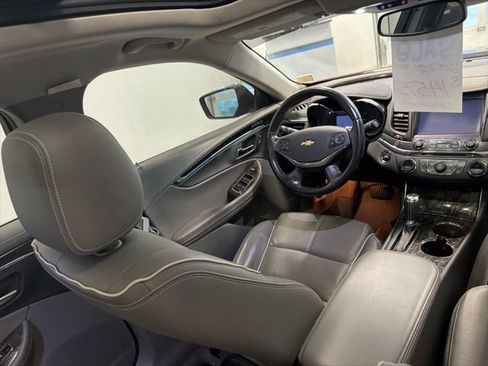 Used 2015 Chevrolet Impala LTZ FWD image 32