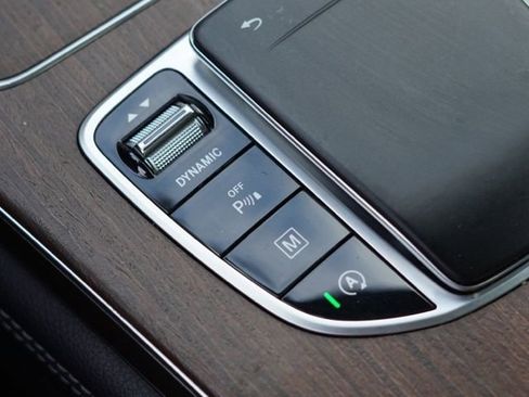 Used 2020 Mercedes-Benz GLC 300 image 29