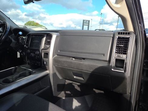 Used 2018 RAM 2500 Big Horn w/ Sport Appearance Group image 13