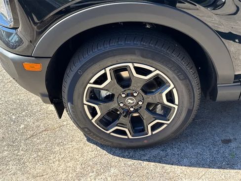 New 2025 Ford Bronco Sport Outer Banks w/ Outer Banks Tech Package+ image 9