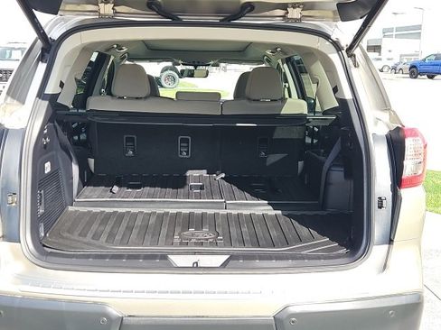 Used 2020 Subaru Ascent Premium w/ Sport Package image 8