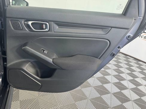Used 2025 Honda Civic Sport image 25