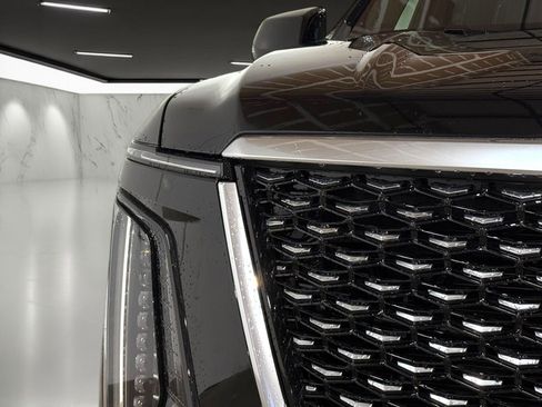 New 2025 Cadillac Escalade Premium Luxury w/ Touring Package image 21