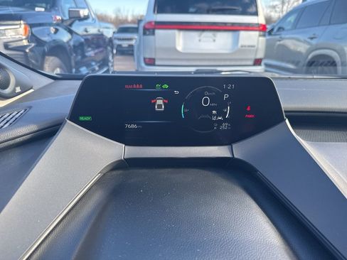 Used 2024 Toyota Prius Prime Premium w/ Advanced Technology Package image 16