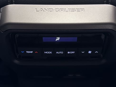New 2026 Toyota Land Cruiser w/ Premium Package AWD/4WD image 22