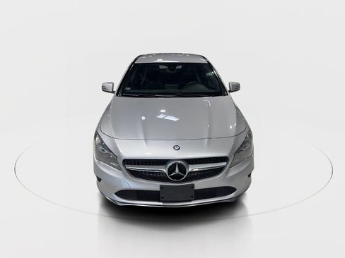 Used 2017 Mercedes-Benz CLA 250 image 4