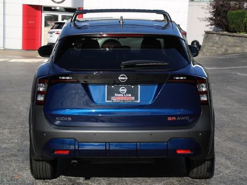 Certified 2025 Nissan Kicks SR AWD/4WD image 9