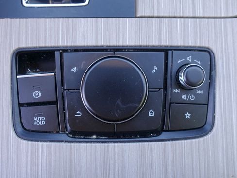 Used 2024 MAZDA CX-90 Plug-In Hybrid w/ Premium Pkg image 19