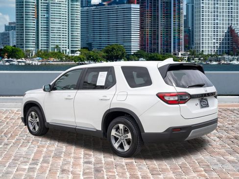 Certified 2023 Honda Pilot EX-L image 8