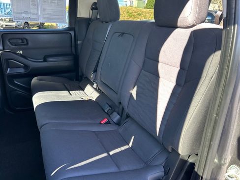 Used 2022 Nissan Frontier S w/ Technology Package image 9