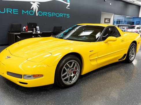 Used 2003 Chevrolet Corvette Z06 w/ Memory Package, 3 Drivers image 3