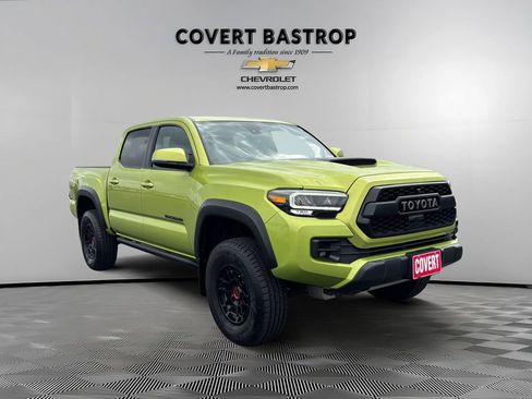 Used 2022 Toyota Tacoma TRD Pro AWD/4WD image 8
