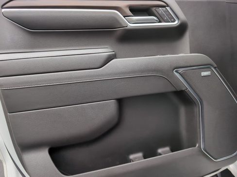 Used 2024 GMC Sierra 1500 SLT w/ SLT Premium Plus Package image 15