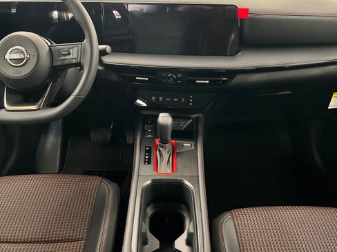 New 2026 Nissan Kicks SR FWD image 13