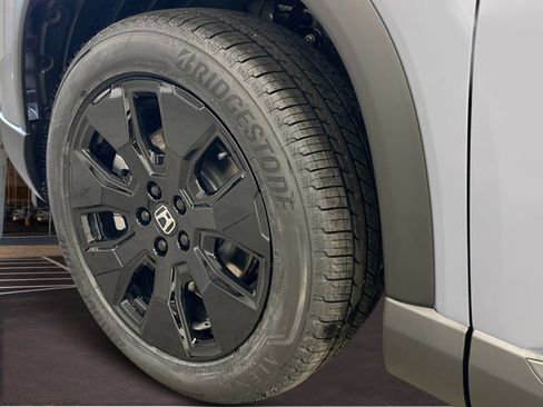 New 2026 Honda Pilot Black Edition image 11