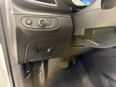 Used 2019 Buick Encore Preferred FWD image 13