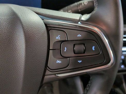 Used 2025 Buick Envista Sport Touring w/ Convenience I Package FWD image 23