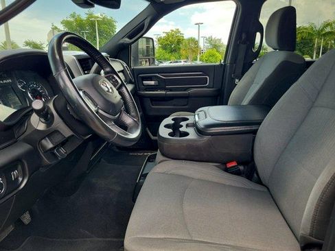 Used 2024 RAM 3500 Big Horn AWD/4WD image 22
