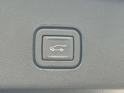 Used 2025 Cadillac Lyriq Sport w/ LPO, Floor Liner Package AWD/4WD image 20