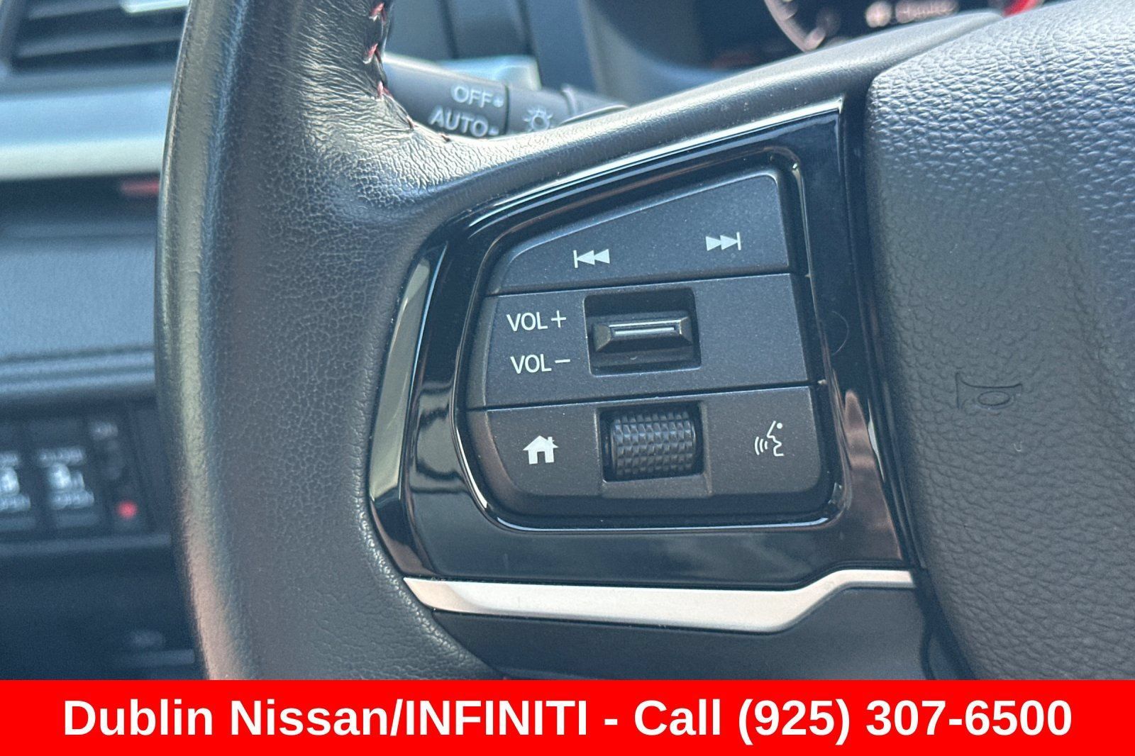 Used 2025 Honda Odyssey Sport-L image 36