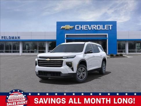 New 2025 Chevrolet Traverse LT w/ LPO, Floor Liner Package image 8