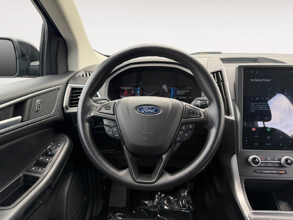 Used 2024 Ford Edge SE w/ Black Appearance Package AWD/4WD image 14