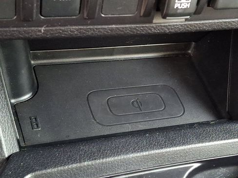 Certified 2021 Toyota Tacoma TRD Off-Road image 25