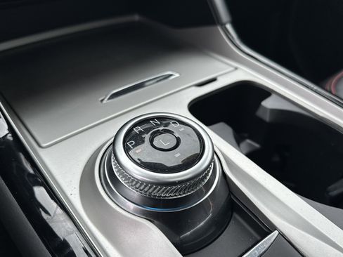 Used 2023 Ford Explorer ST-Line w/ Class IV Trailer Tow Package image 32