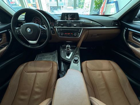 Used 2014 BMW 328i xDrive Wagon AWD/4WD image 29