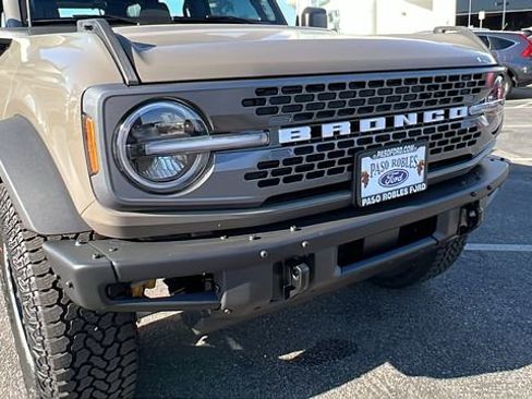 New 2025 Ford Bronco Badlands w/ Sasquatch Package image 11