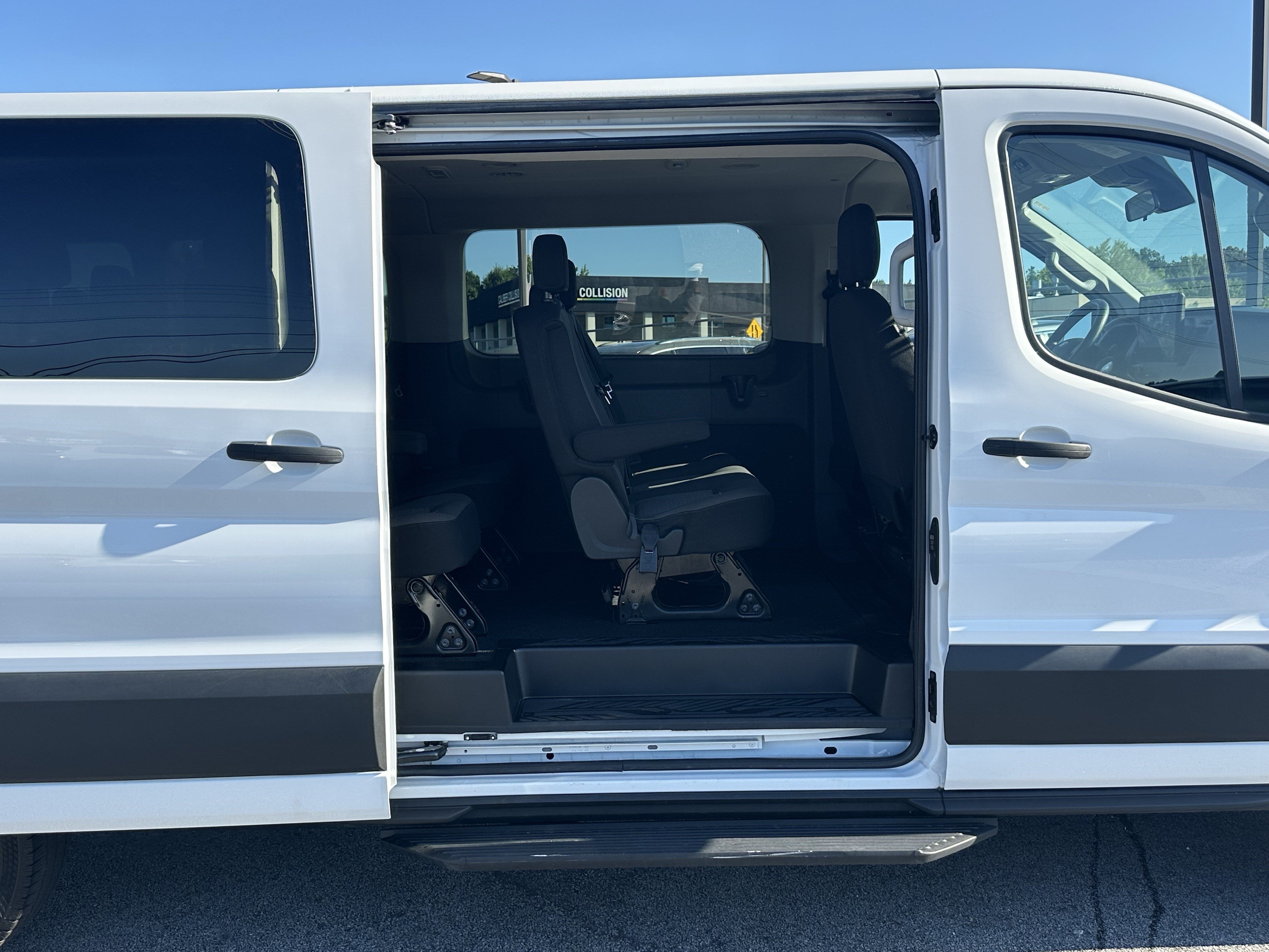 Used 2022 Ford Transit 350 XLT RWD image 15